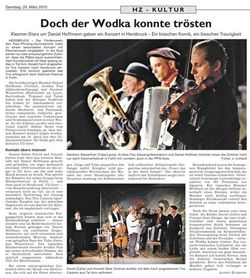 ZeitungTrioCarpion